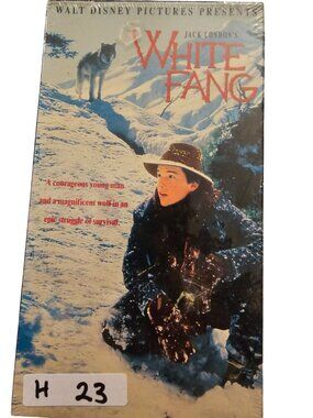 Jack Londons White Fang VHS Movie Walt Disney Pictures 1991 Running Time 109 Min